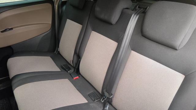 Opel Combo image 8