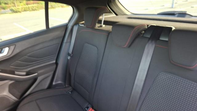 Ford Focus image 4
