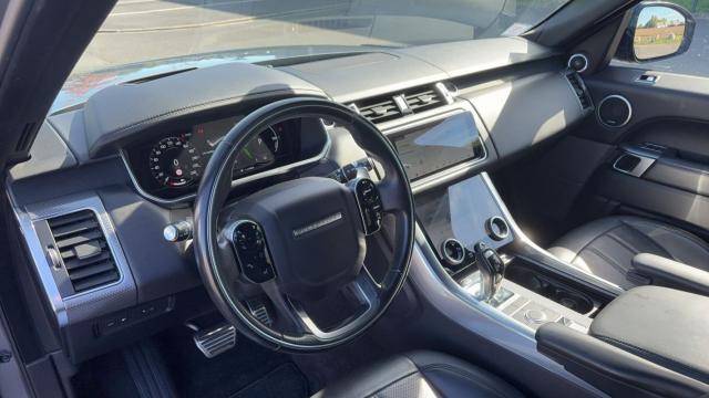 Land Rover Range Rover Sport image 2