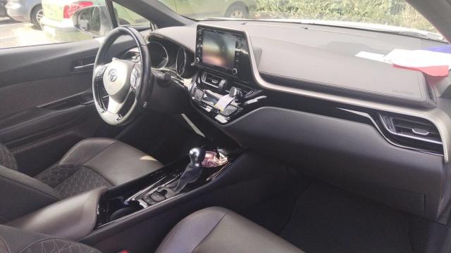 Toyota C-Hr image 7