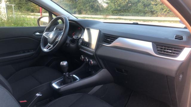 Renault Captur image 1