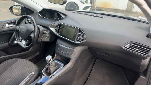 Peugeot 308 Sw image 1