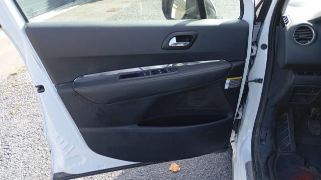Peugeot 3008 image 6