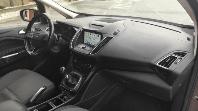 Ford C-Max image 5