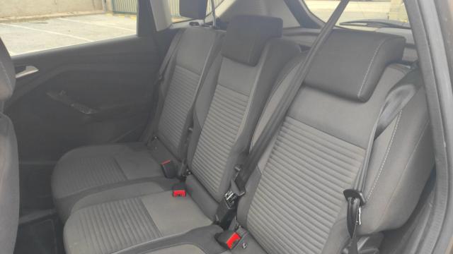 Ford C-Max image 4