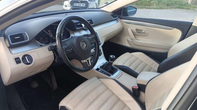 Volkswagen Passat image 6