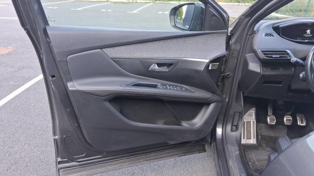 Peugeot 3008 image 9