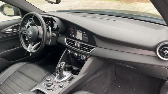 Alfa Romeo Giulia image 4