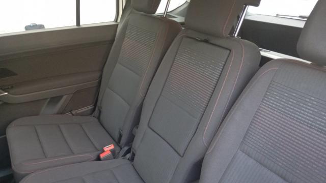 Volkswagen Touran image 3