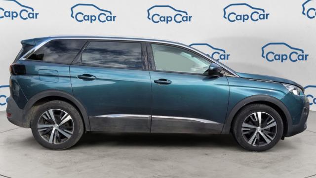 Peugeot 5008 image 1
