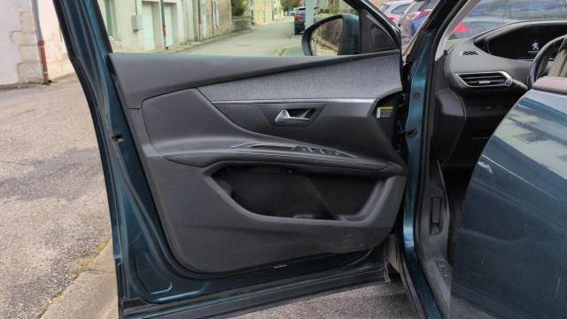 Peugeot 5008 image 7