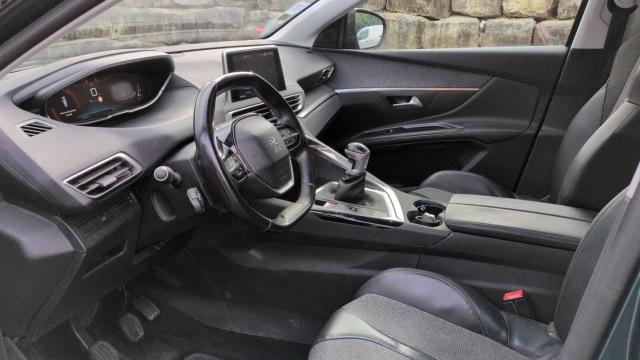 Peugeot 5008 image 6