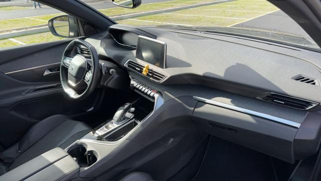 Peugeot 5008 image 4