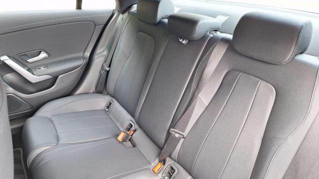 Mercedes Benz Classe Cla image 1