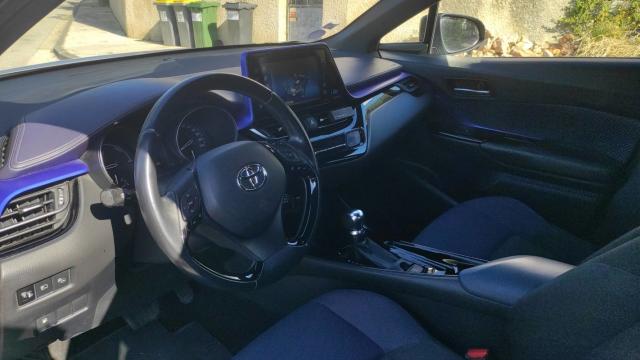 Toyota C-Hr image 6
