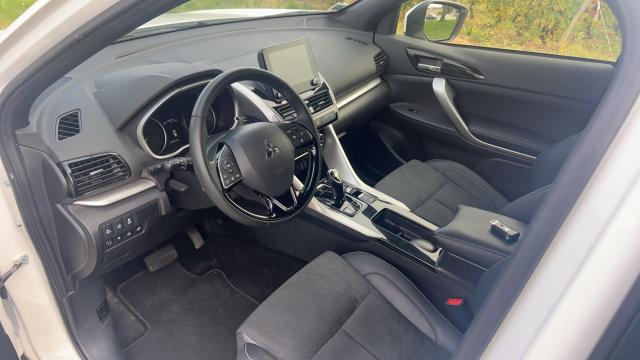 Mitsubishi Eclipse Cross image 8