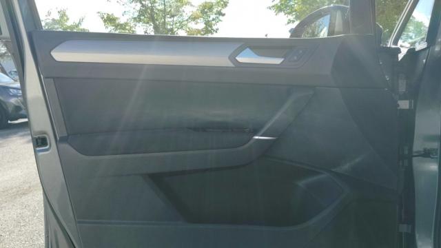 Volkswagen Touran image 2