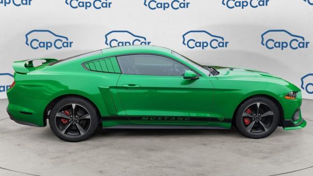 Ford Mustang image 6