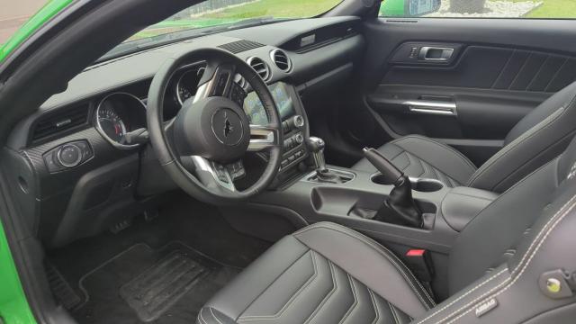 Ford Mustang image 4