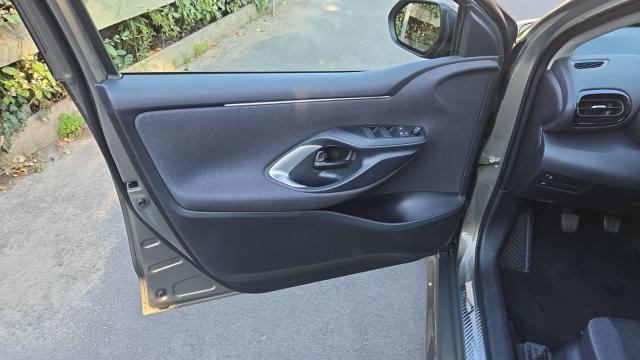 Toyota Yaris image 2