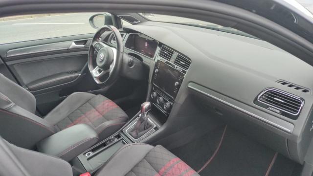 Volkswagen Golf image 6