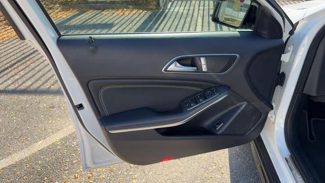 Mercedes Benz Classe Gla image 4
