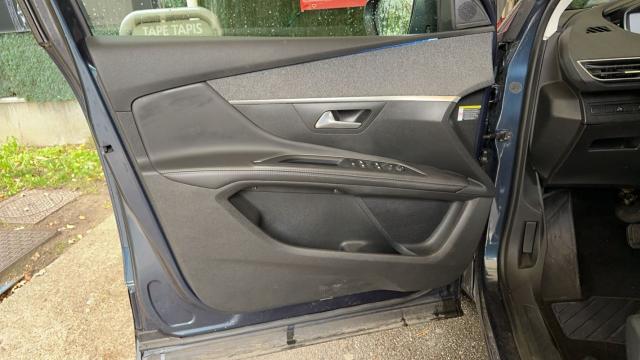 Peugeot 5008 image 7