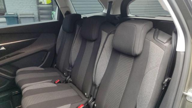 Peugeot 5008 image 4