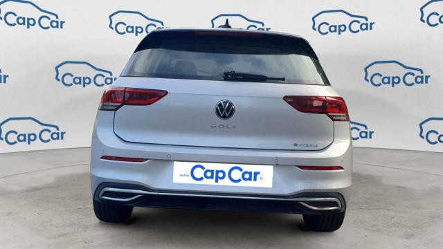 Volkswagen Golf image 9
