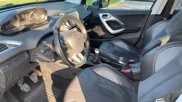 Peugeot 2008 image 7