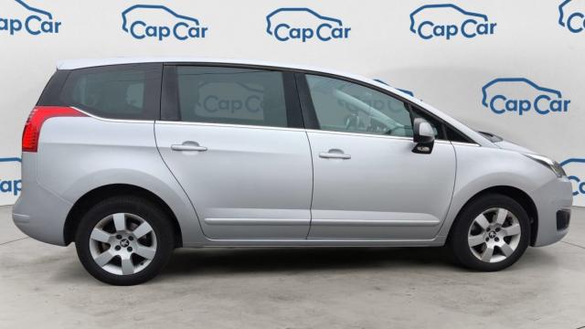 Peugeot 5008 image 1
