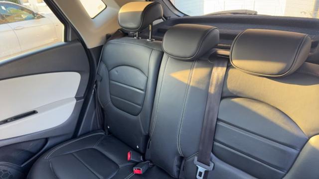 Renault Captur image 1