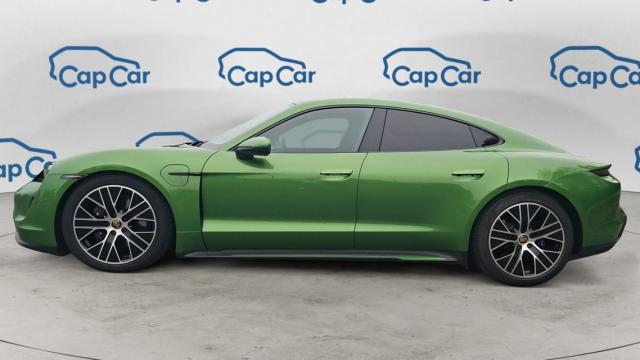 Porsche Taycan image 4