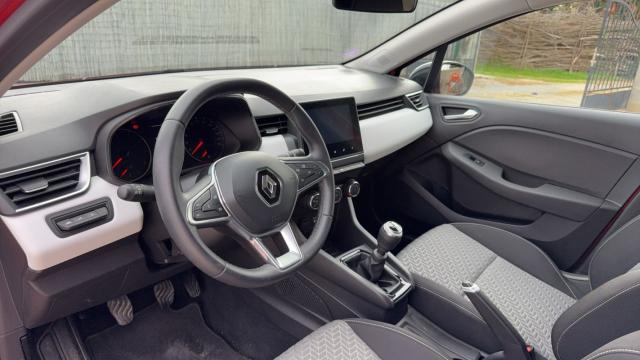 Renault Clio image 6