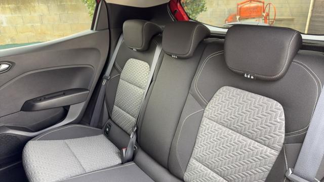 Renault Clio image 9