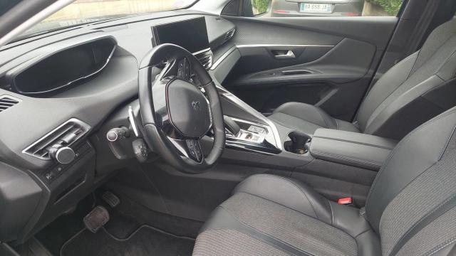 Peugeot 3008 image 2