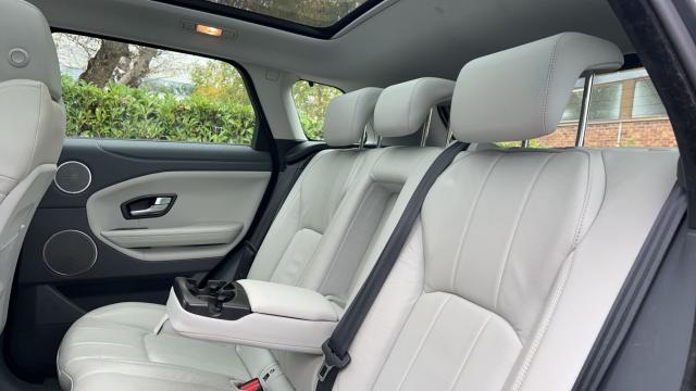 Land Rover Range Rover Evoque image 6