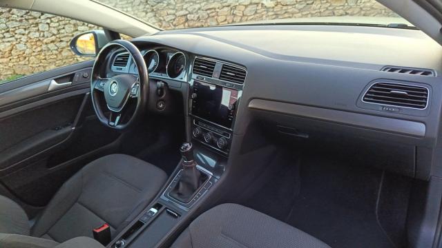 Volkswagen Golf image 3