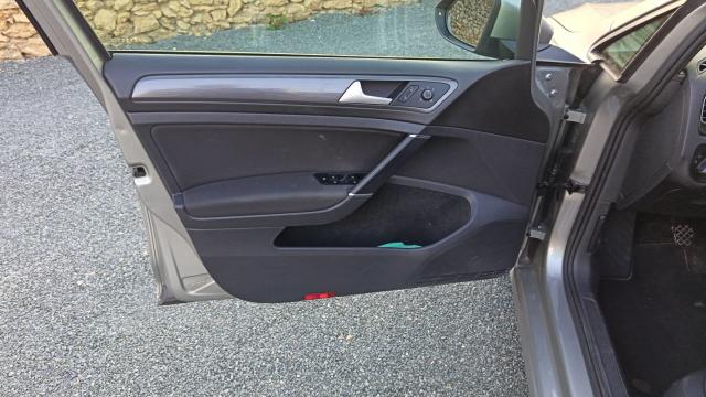 Volkswagen Golf image 5