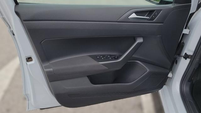 Volkswagen Polo image 8