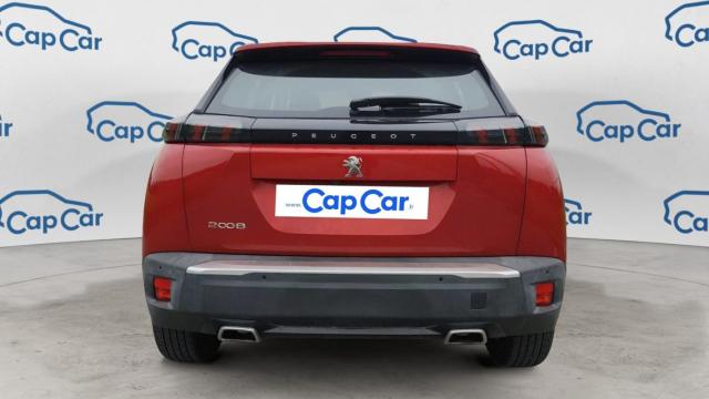 Peugeot 2008 image 2