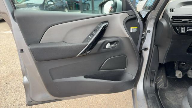 Citroen C4 Picasso image 6