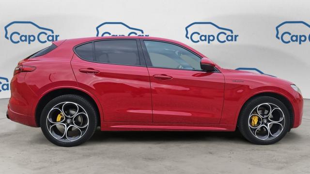 Alfa Romeo Stelvio image 5