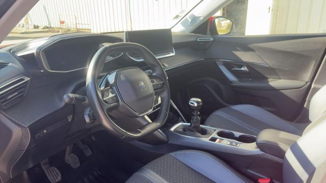 Peugeot 2008 image 6