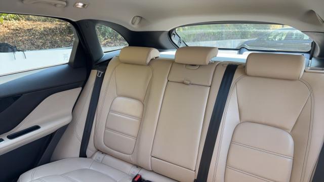 Jaguar F-Pace image 4