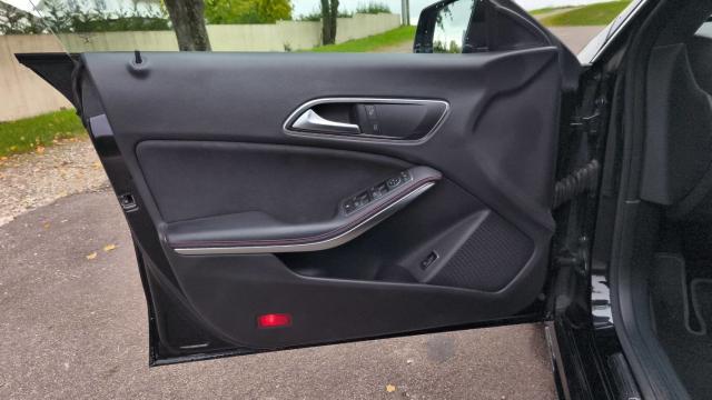 Mercedes Benz Classe Cla image 3