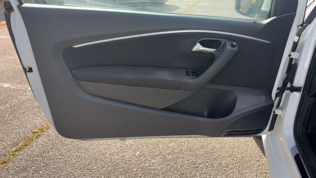 Volkswagen Polo image 8