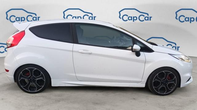 Ford Fiesta image 4