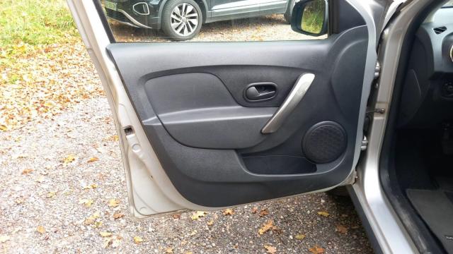 Dacia Sandero image 8