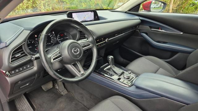 Mazda Cx-30 image 9